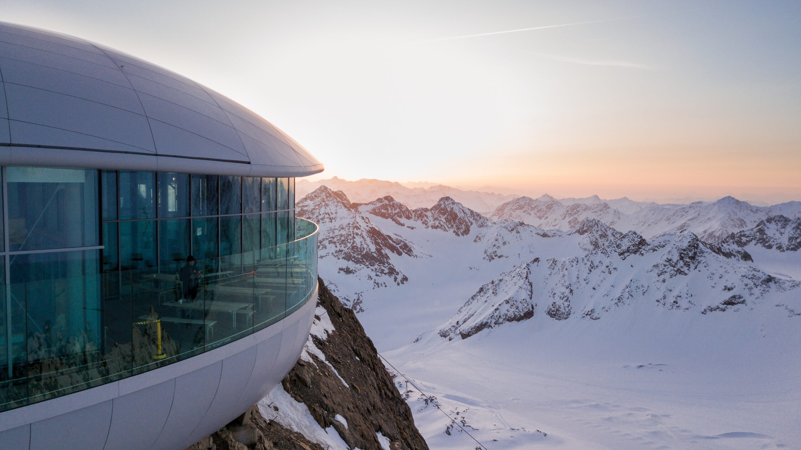 ©-tvb-pitztal-oliver-gartzke-cafe-3440-pitztaler-gletscher-2024-0064